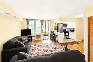 94-11 59th Ave, Elmhurst, NY 11373 - Photo 9