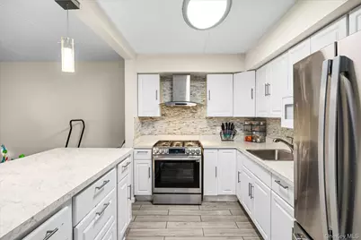 2058 Washington Avenue, Bronx, NY 10457 - Photo 9