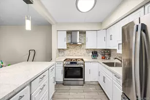 2058 Washington Ave, Bronx, NY 10457 - Photo 9