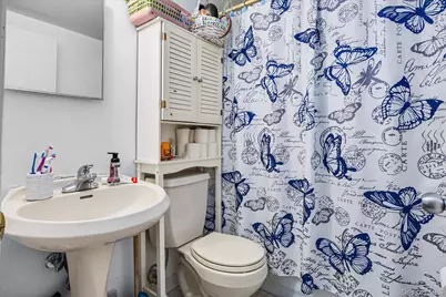 2058 Washington Avenue, Bronx, NY 10457 - Photo 23