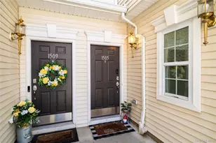 1505 Balsam Dr, New Windsor, NY 12553 - Photo 9