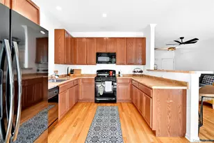 1505 Balsam Dr, New Windsor, NY 12553 - Photo 3