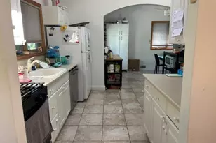 19 Edi Ave, Plainview, NY 11803 - Photo 5