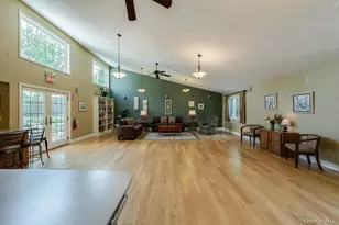8 Knightsbridge, Poughkeepsie, NY 12603 - Photo 39