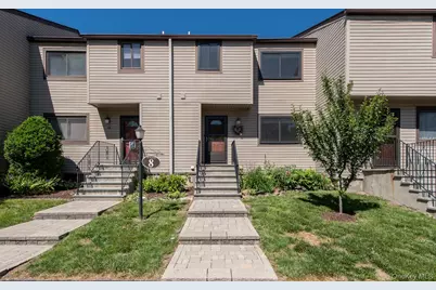 8 Knightsbridge #C, Poughkeepsie, NY 12603 - Photo 3