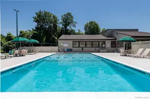 8 Knightsbridge, Poughkeepsie, NY 12603 - Photo 37