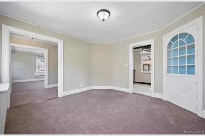 254 Lee Avenue, Yonkers, NY 10705 - Photo 9