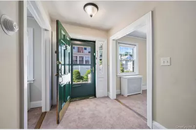 254 Lee Avenue, Yonkers, NY 10705 - Photo 5