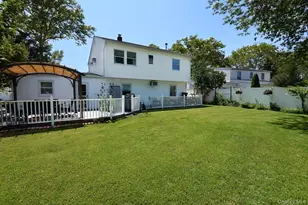 15 Hilltop Rd, Levittown, NY 11756 - Photo 45