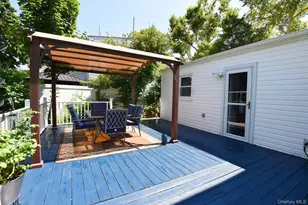 15 Hilltop Rd, Levittown, NY 11756 - Photo 43