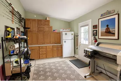 15 Hilltop Road, Levittown, NY 11756 - Photo 21