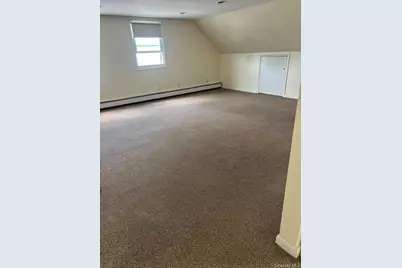283 Houston Avenue #2nd floor, Mineola, NY 11501 - Photo 15