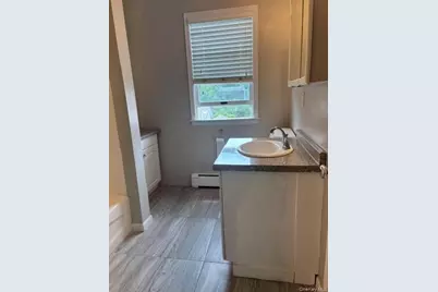 283 Houston Avenue #2nd floor, Mineola, NY 11501 - Photo 5