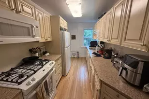 460 Carol Pl, Pelham, NY 10803 - Photo 5
