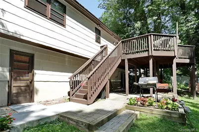 150 Schweizer Lane, Bardonia, NY 10954 - Photo 39