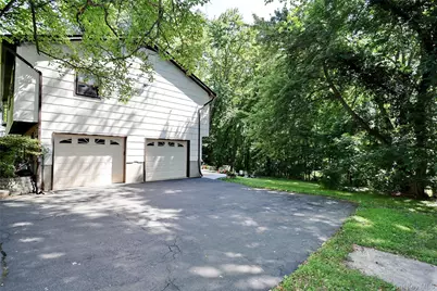 150 Schweizer Lane, Bardonia, NY 10954 - Photo 33