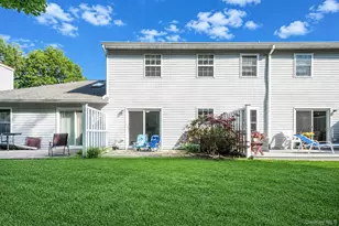 908 Sara Cir, Port Jefferson Station, NY 11776 - Photo 15