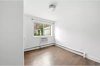2975 Edson Avenue, Bronx, NY 10469 - Photo 7