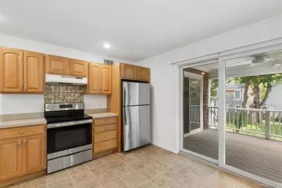 415 1st Street, Greenport, NY 11944 - Photo 9