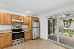 415 1st St, Greenport, NY 11944 - Photo 9