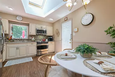 42 Summit Drive, Smithtown, NY 11787 - Photo 19
