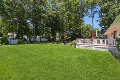 42 Summit Drive, Smithtown, NY 11787 - Photo 43