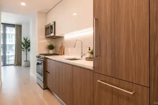 131-01 40th Rd, Flushing, NY 11354 - Photo 11