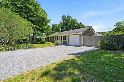 10 Twin Pine Lane, Center Moriches, NY 11934 - Photo 5