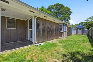 10 Twin Pine Ln, Center Moriches, NY 11934 - Photo 23