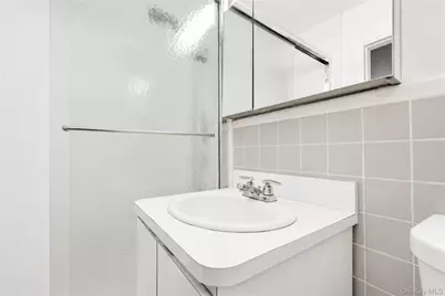 2909 137th Street #2K, Flushing, NY 11354 - Photo 11