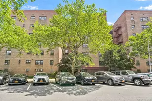 29-09 137th St, Flushing, NY 11354 - Photo 13