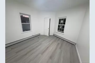 130 Wickham Avenue, Middletown, NY 10940 - Photo 9