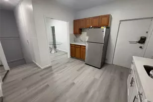 130 Wickham Ave, Middletown, NY 10940 - Photo 13