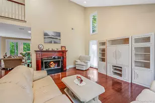 589 Landing Ave, Smithtown, NY 11787 - Photo 7