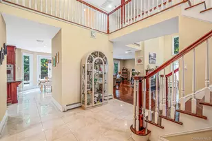 589 Landing Ave, Smithtown, NY 11787 - Photo 5