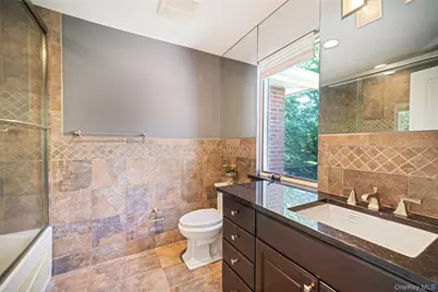 589 Landing Avenue, Smithtown, NY 11787 - Photo 29