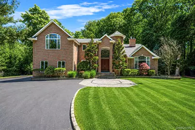 589 Landing Avenue, Smithtown, NY 11787 - Photo 1