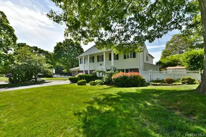 22 Chatham Road, Commack, NY 11725 - Photo 3