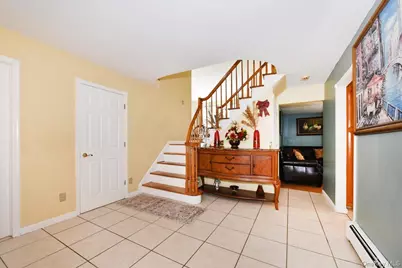 22 Chatham Road, Commack, NY 11725 - Photo 5