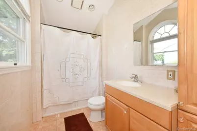 22 Chatham Road, Commack, NY 11725 - Photo 23