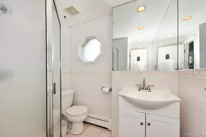 22 Chatham Road, Commack, NY 11725 - Photo 19