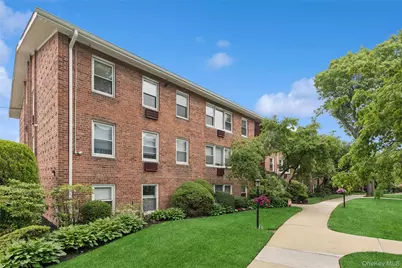 61 Maine Avenue #D12, Rockville Centre, NY 11570 - Photo 13