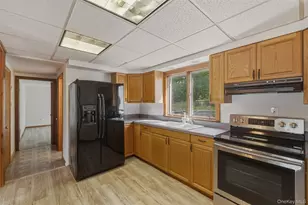 2 Enderkill Dr, Staatsburg, NY 12580 - Photo 13