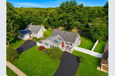 52 Brilner Drive, Smithtown, NY 11787 - Photo 31
