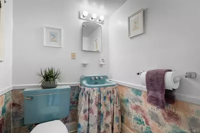 76 Soundview Avenue, White Plains, NY 10606 - Photo 19