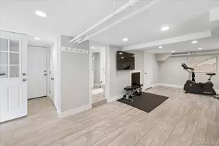 15 Lyons Pl, Larchmont, NY 10538 - Photo 21
