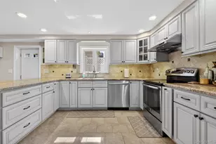 125-16 5th Ave, College Point, NY 11356 - Photo 11