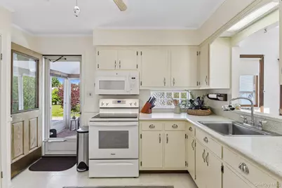 33 Cornell Street, East Northport, NY 11731 - Photo 9