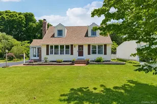 33 Cornell St, East Northport, NY 11731 - Photo 3