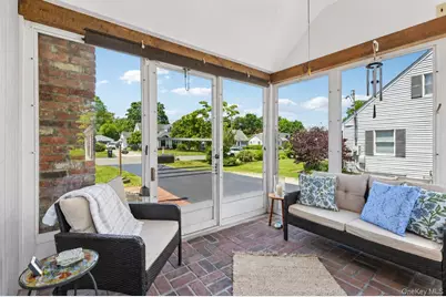 33 Cornell Street, East Northport, NY 11731 - Photo 5
